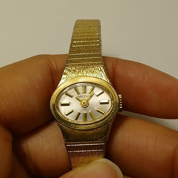 Vtg Waltham Women's Gold Tone 17 Jewels Manual Wind Analog Stainless Steel Watch - Picture 2 of 14